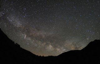 Lyrids meteor shower / Jimmy Westlake, NASA